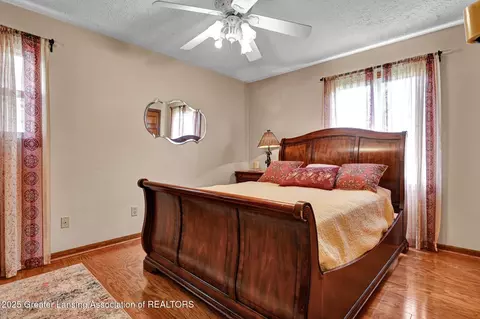 1318 W Herbison Dr, Dewitt, MI 48820 photo 17