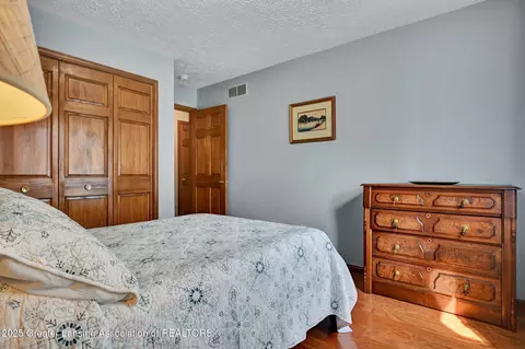 1318 W Herbison Dr, Dewitt, MI 48820 photo 21