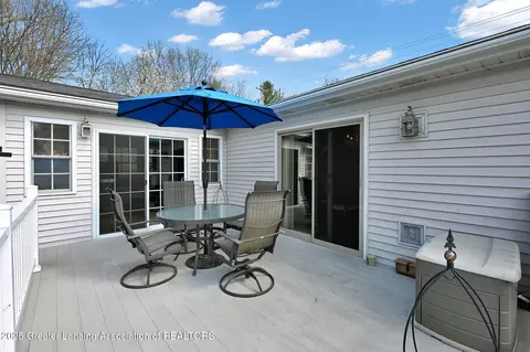 1318 W Herbison Dr, Dewitt, MI 48820 photo 34