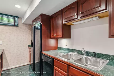 Kitchen - 3641 Beech Tree Ln, Okemos, MI 48864 photo 1 of 5