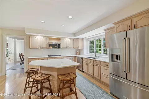 Kitchen - 3641 Beech Tree Ln, Okemos, MI 48864 photo 3 of 5