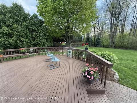 Exterior - 3641 Beech Tree Ln, Okemos, MI 48864 photo 7 of 9