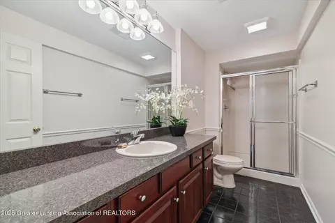 Bath - 3641 Beech Tree Ln, Okemos, MI 48864 photo 2 of 3