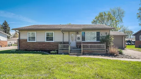 5305 Seymour Rd, Swartz Creek, MI 48473
