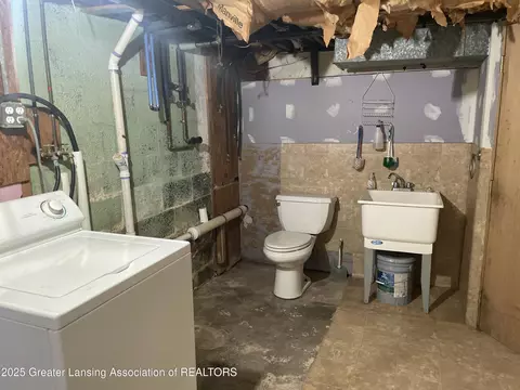 15792 Turner Rd, Lansing, MI 48906 photo 51