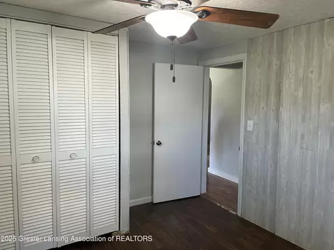 15792 Turner Rd, Lansing, MI 48906 photo 12