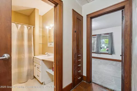 610 Ryan St, Owosso, MI 48867 photo 20