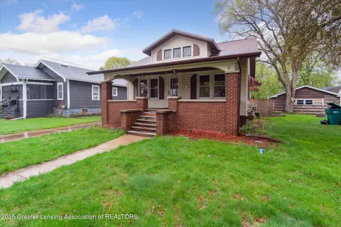610 Ryan St, Owosso, MI 48867 photo 3