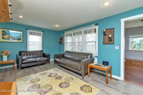 9869 S Lowell Rd, Dewitt, MI 48820 photo 5