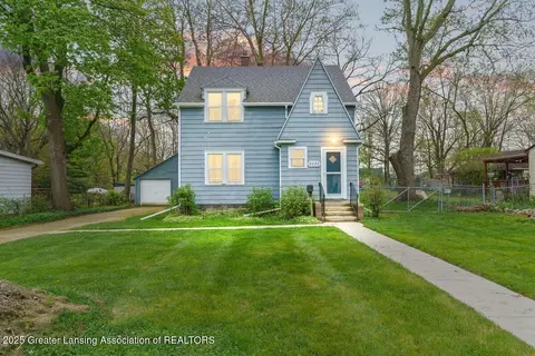 2035 Mary Ave, Lansing, MI 48910
