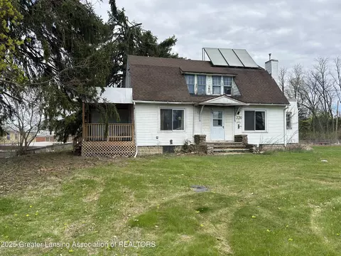 3310 W Mount Hope Ave, Lansing, MI 48911