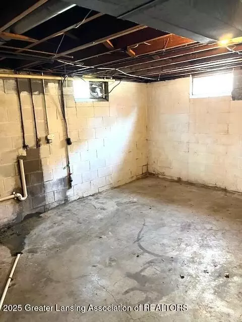 303 E Gibbs St, Saint Johns, MI 48879 photo 30