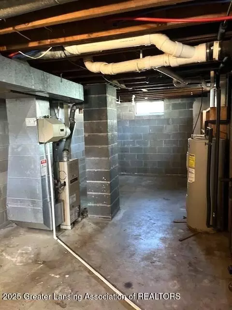 303 E Gibbs St, Saint Johns, MI 48879 photo 31