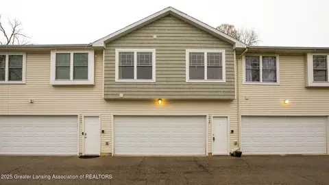 13799 Mead Creek Rd #63D, Bath, MI 48808