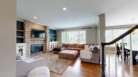 Living - 12745 Ospreys Way, Dewitt, MI 48820 photo 1 of 3