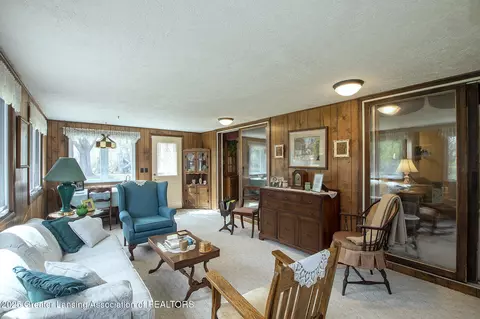 1117 S Geneva Dr, Dewitt, MI 48820 photo 9