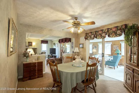 1117 S Geneva Dr, Dewitt, MI 48820 photo 10