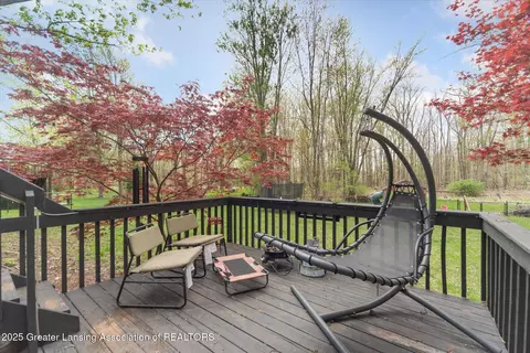Exterior - 1212 Sandhill Dr, Dewitt, MI 48820 photo 4 of 9