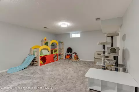 4530 Bittersweet Ln, Lansing, MI 48917 photo 25