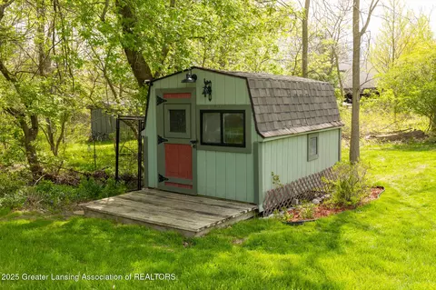 4530 Bittersweet Ln, Lansing, MI 48917 photo 37