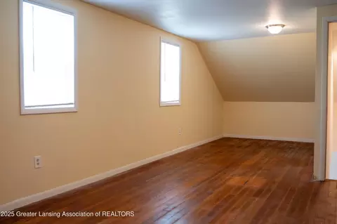 127 N Saint Johns St, Ithaca, MI 48847 photo 23