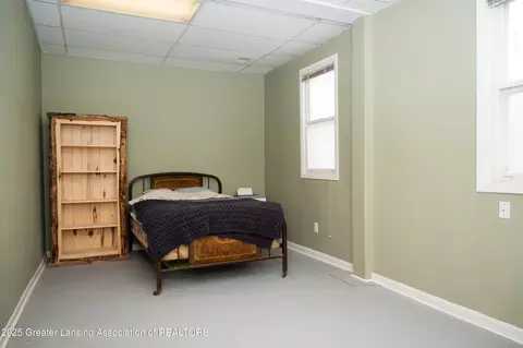 127 N Saint Johns St, Ithaca, MI 48847 photo 9