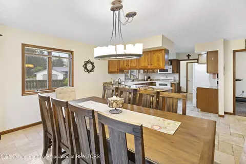 690 Tanbark Dr, Dimondale, MI 48821 photo 14