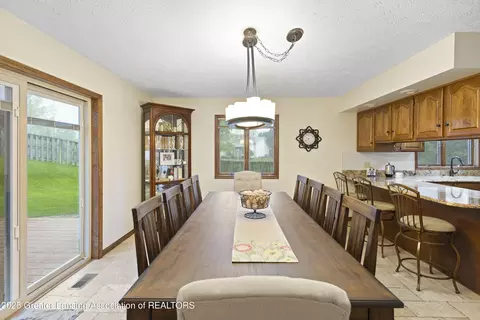 690 Tanbark Dr, Dimondale, MI 48821 photo 13