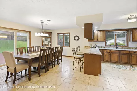 690 Tanbark Dr, Dimondale, MI 48821 photo 22