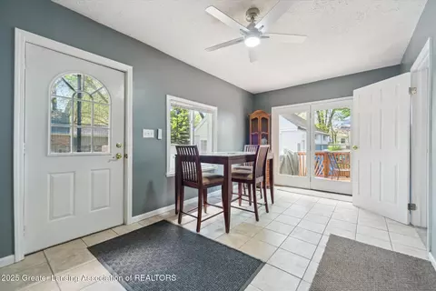 6028 Rolfe Rd, Lansing, MI 48911 photo 13