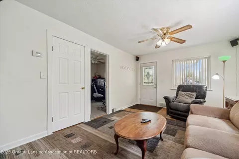 6028 Rolfe Rd, Lansing, MI 48911 photo 10
