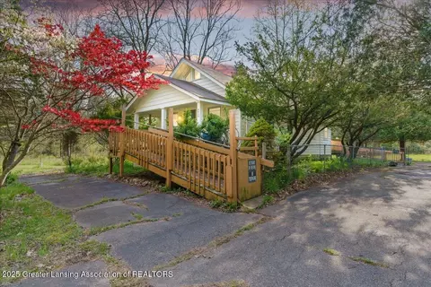 4433 Van Atta Rd, Okemos, MI 48864