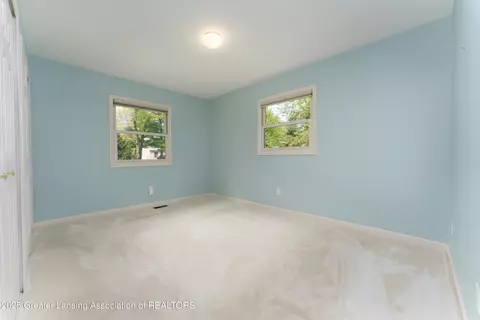 5691 Forest Green Dr, Perry, MI 48872 photo 17