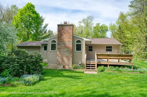 5691 Forest Green Dr, Perry, MI 48872 photo 3