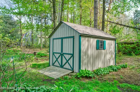 5691 Forest Green Dr, Perry, MI 48872 photo 35