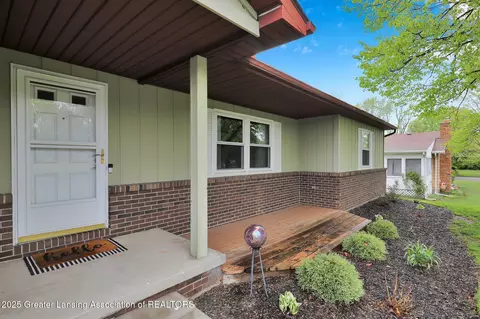 Exterior - 910 Pecos Dr, Lansing, MI 48917 photo 7 of 7