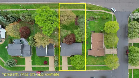 View/Area - 910 Pecos Dr, Lansing, MI 48917 photo 12 of 12