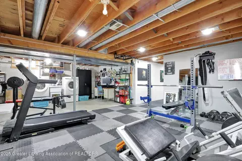 Other - 910 Pecos Dr, Lansing, MI 48917 photo 5 of 10