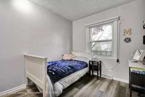Bedroom - 910 Pecos Dr, Lansing, MI 48917 photo 6 of 12