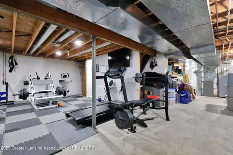 Other - 910 Pecos Dr, Lansing, MI 48917 photo 4 of 10