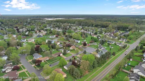 View/Area - 910 Pecos Dr, Lansing, MI 48917 photo 4 of 12