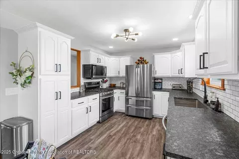 6600 W Lowe Rd, Saint Johns, MI 48879 photo 14