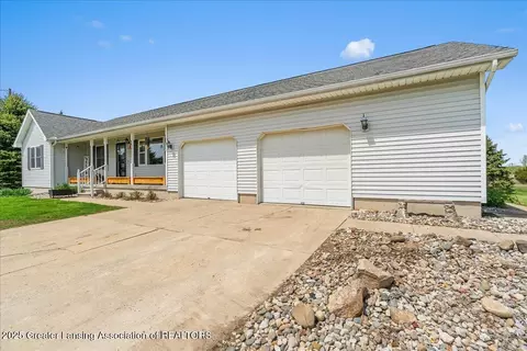 6600 W Lowe Rd, Saint Johns, MI 48879 photo 3