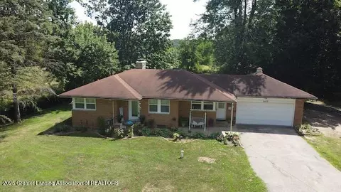 6422 E Saginaw Hwy, Grand Ledge, MI 48837