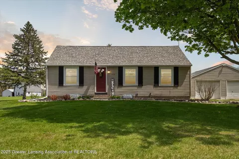 1172 Maynard Rd, Portland, MI 48875