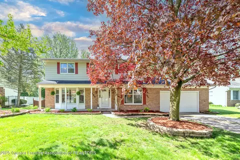 2895 Colony Dr, East Lansing, MI 48823