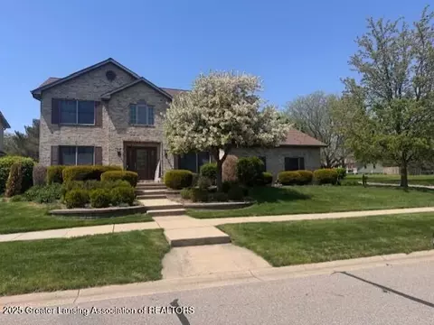 900 Oneida Woods Trl, Grand Ledge, MI 48837