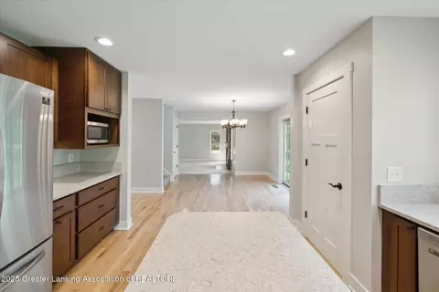263 E Sherwood Rd, Williamston, MI 48895 photo 24