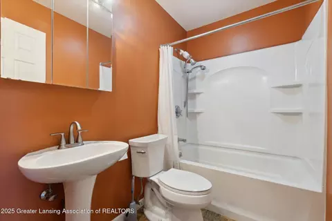 3793 Wisteria Ln, Dewitt, MI 48820 photo 29