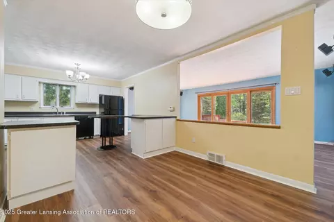 3793 Wisteria Ln, Dewitt, MI 48820 photo 19
